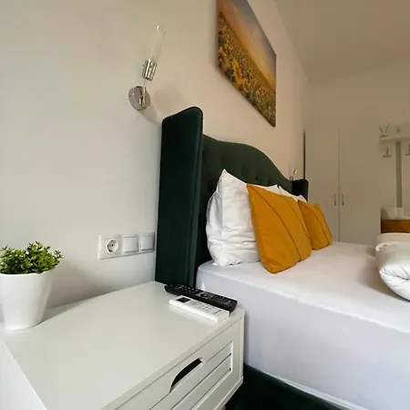 Gizell Apartment 2 Sibiu Esterno foto